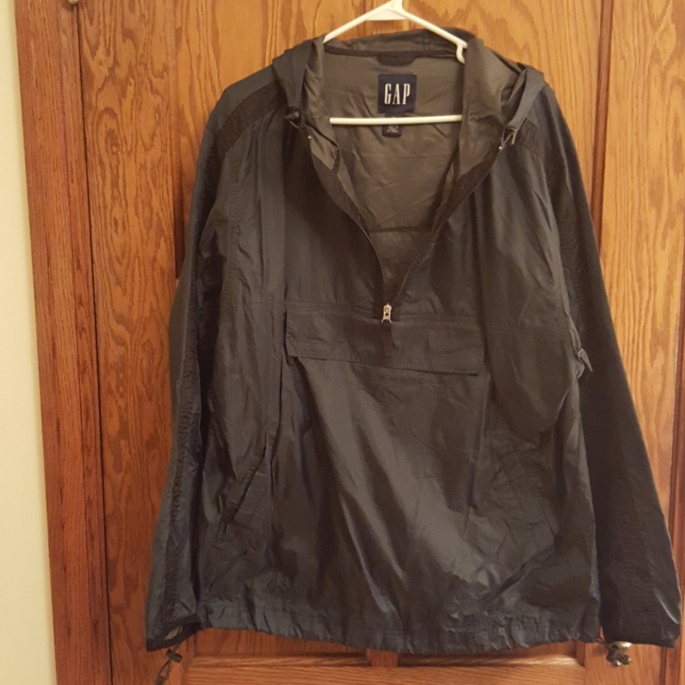 Men's XL GAP 1/4 zip raincoat